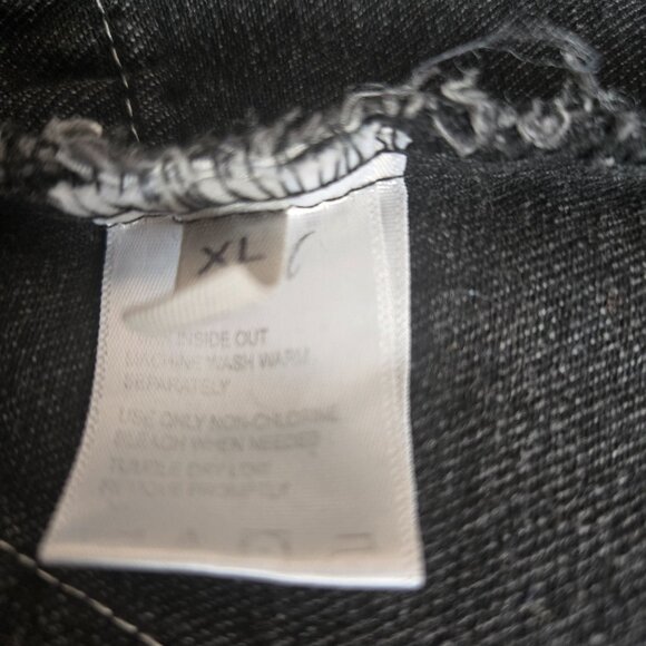 QM Women’s Black Denim Vest QM Button Front Pockets Asymmetrical - Picture 10 of 14